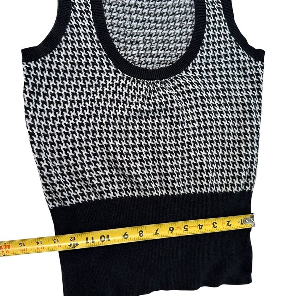 Guess Women's Black and White Sleeveless Top Size M - Picture 11 of 17